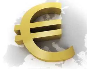 Евро по-прежнему остается под давлением. Технический анализ